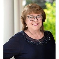 Agent DEBBIE VERNON