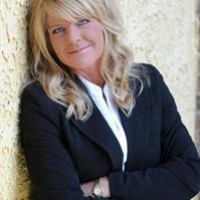 Rhonda Toth