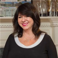 VESNA KOLENC