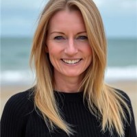 KIM DOWNEY