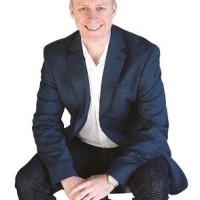 Agent Simon Hudson