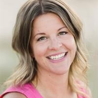 Deanna Collins