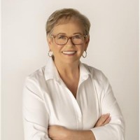 Agent Dianne Gillette