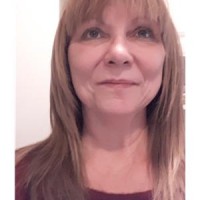 Agent Kelly Roberts