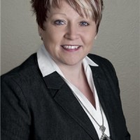 Agent Tracy Fozzard