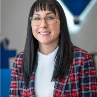 Agent KAREN SQUIRES