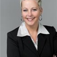 Agent Julie Labrosse