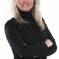 Lesley Oland