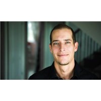 Agent Chad Hoyles