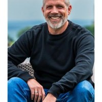 DEREK CRESPY