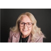 Laura Nieviadomy