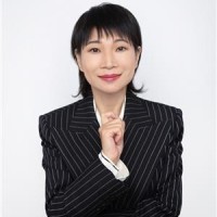 Julia Gong