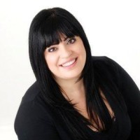 Laura DeLuca