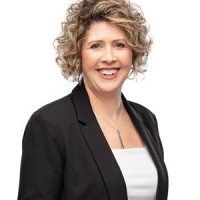 KELLIE RENAUD