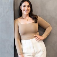 Agent Stephanie Ammendolia