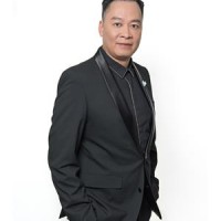 DAVID HO
