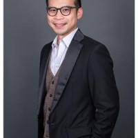 SIMON TAM