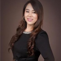Naomi Wang