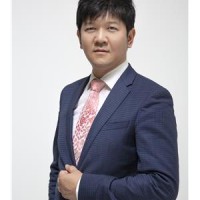 YOUNG HWAN LEE