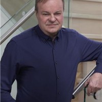 TOM CROSS