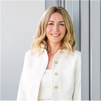 Agent Sara Petta