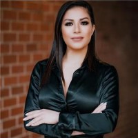 Isabella Flores