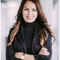 ROXANNE JAHNKE