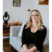 Agent LINDSAY CASTELLI