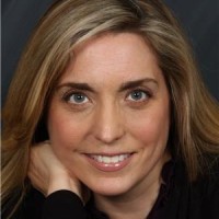 Agent Lisa Laudenbach