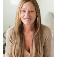 Agent LAURA BROWN