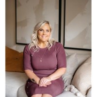 BETH KLOOSTRA