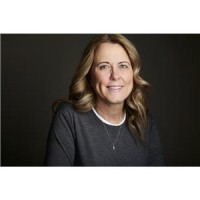 LISA SCHUETT