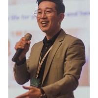 ALEX LEE