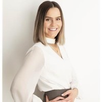 Nicole Velthuis