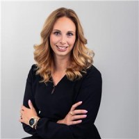 Agent Amanda Grundy