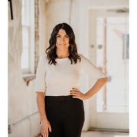 Agent Amber Struthers