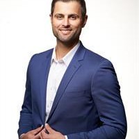 ROBERT MAGIER