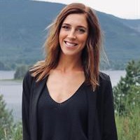 Agent Taylor Lowenberg