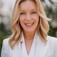 Pamela Farina