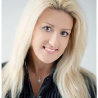 KATE HACHAJ