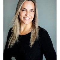 Agent Roxane Lefebvre