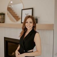 Agent Courtney Hodgson
