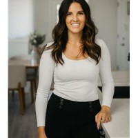 Agent Brittany Thomson