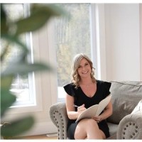 Agent KRISTA HENDERSON