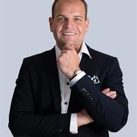 Agent Nick Hipperson