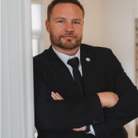 Michael Reid