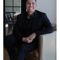 Mike Villanueva