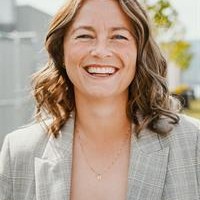 Agent Lindsay Kellosalmi