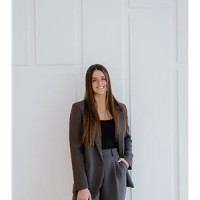 Agent LEXIE REINERS