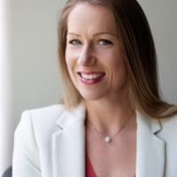 Agent Barbara Dias